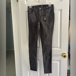 🩵 Express Mid Rise Legging Jeans – Size 2 – NWT Bundle 3 for $20